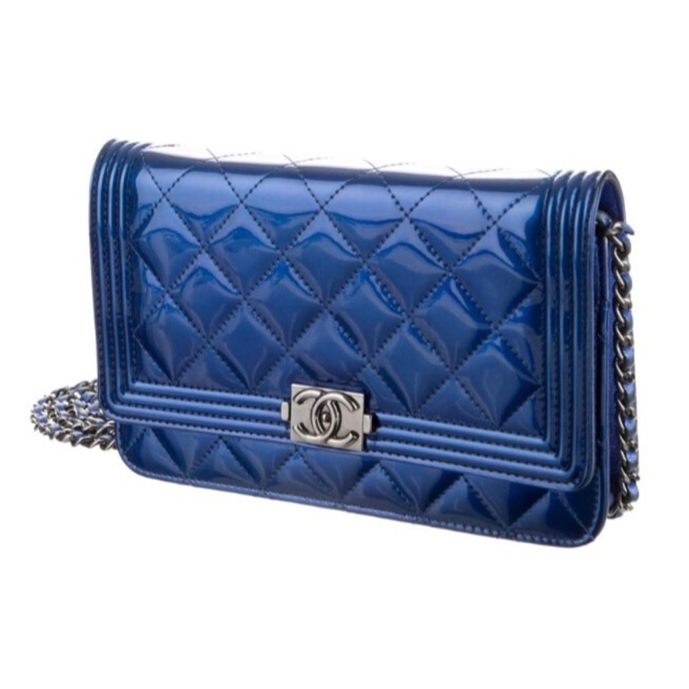 Chanel Quilted Boy Wallet On A Chain Crossbody Bag - Picture 1 of 8